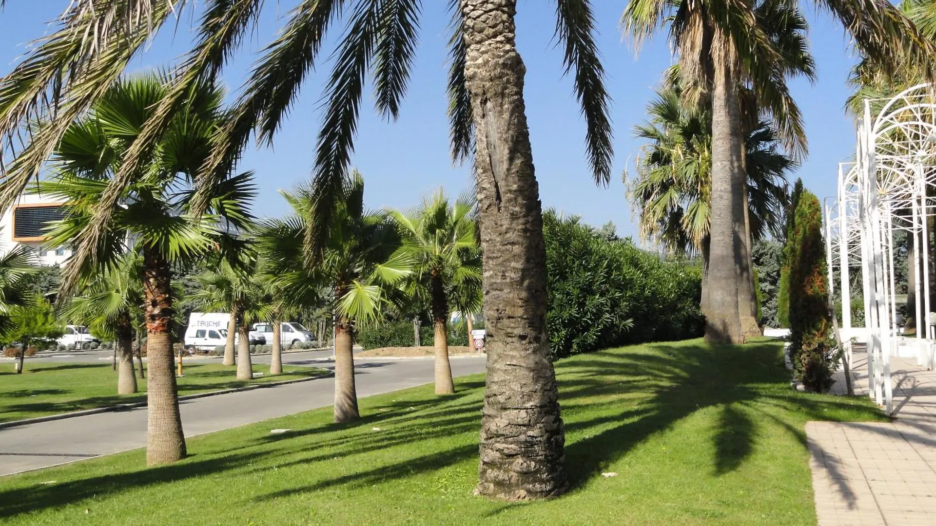 דירות Cannes Terrace Beach Front & Sea View 0*,