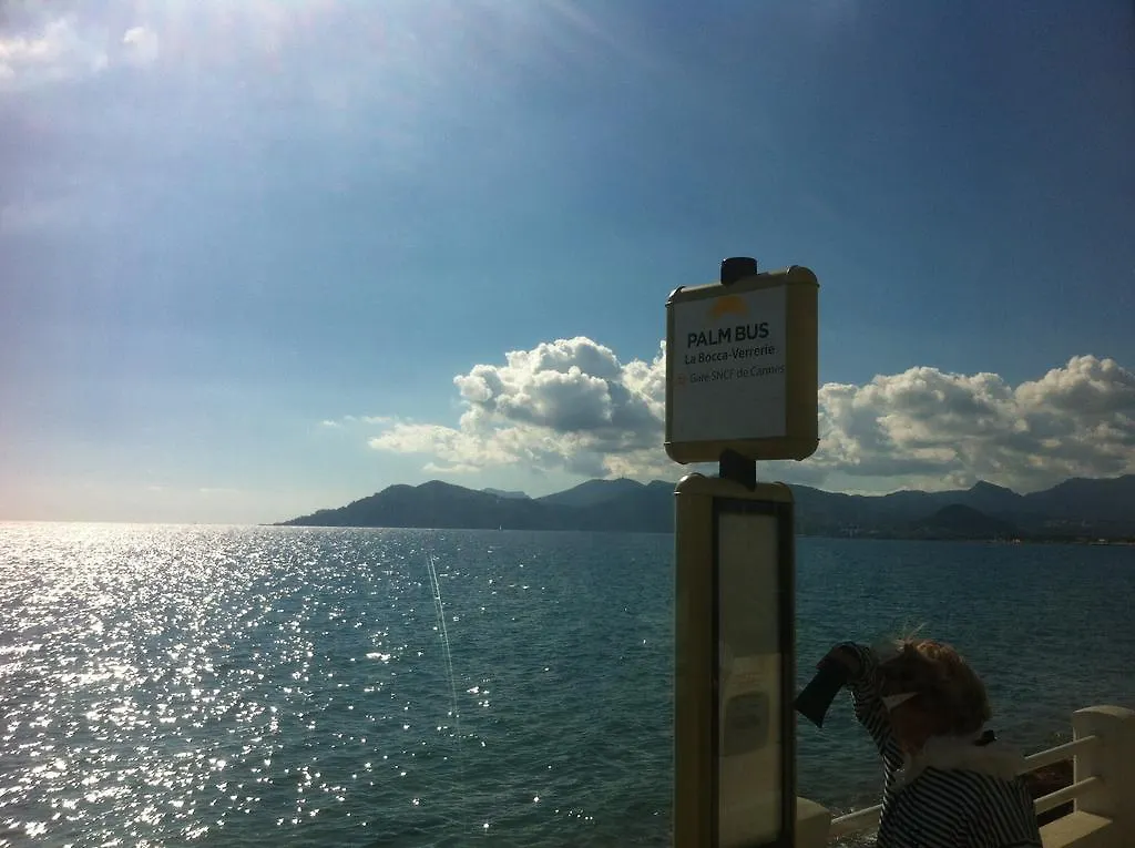 Daire Cannes Terrace Beach Front & Sea View