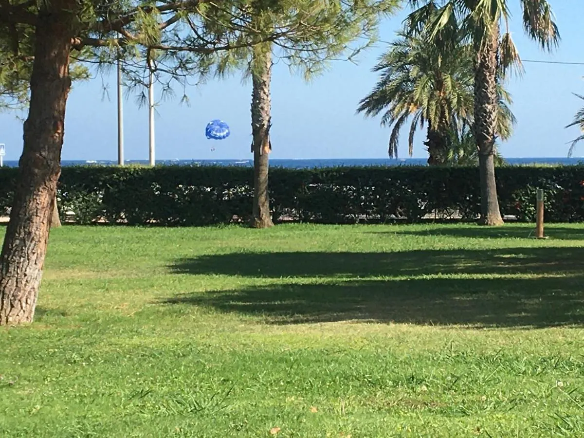 Apartamento Cannes Terrace Beach Front & Sea View