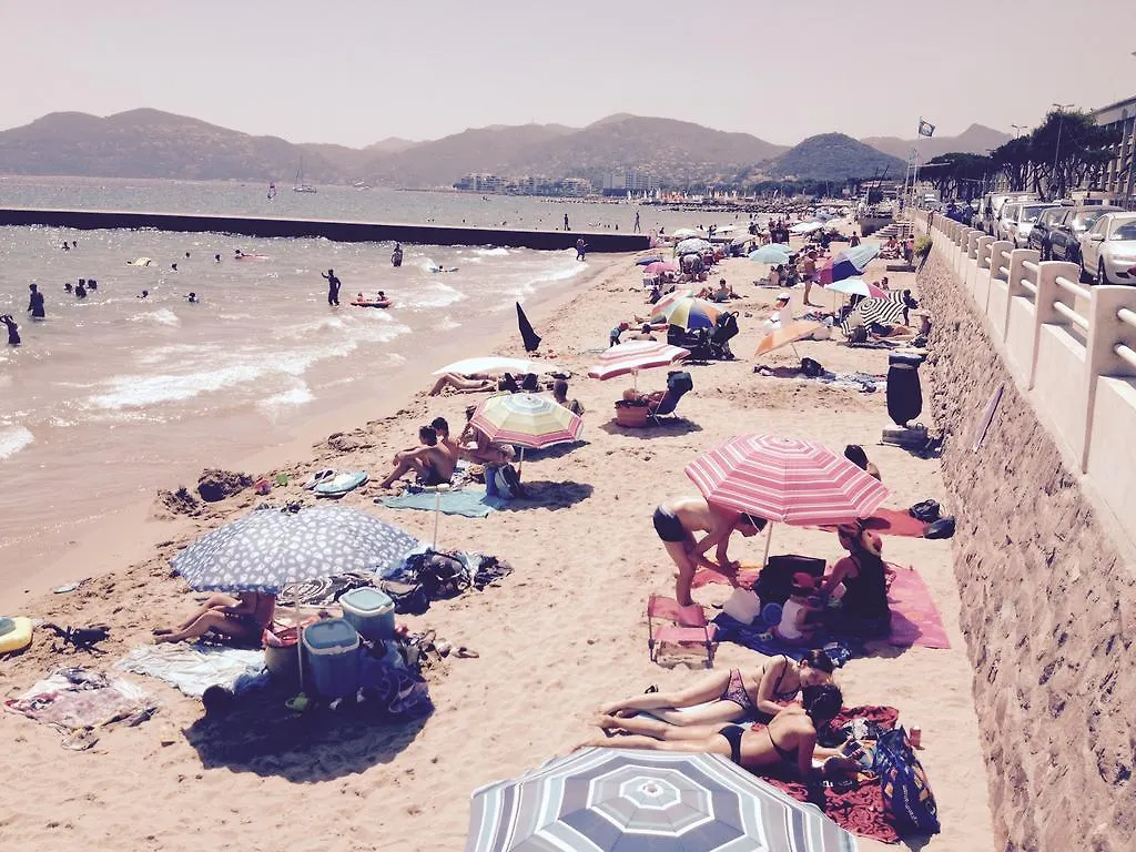 Cannes Terrace Beach Front & Sea View