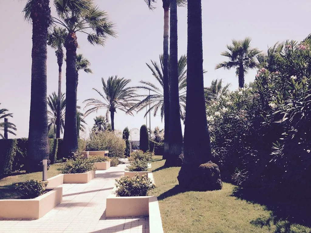 Cannes Terrace Beach Front & Sea View Apartment